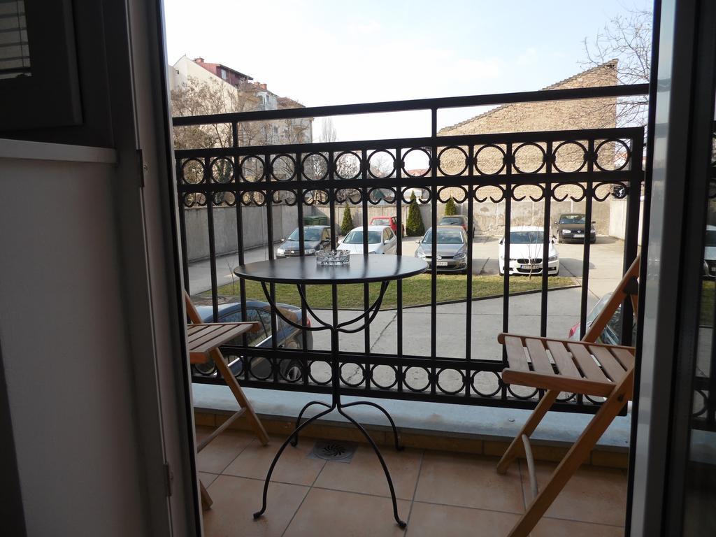 Apartment Atina Subotica Exterior foto